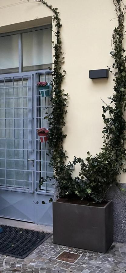 White Navigli Milão Exterior foto